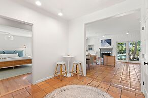 Hyde Park Hydeaway Stunning Home w Heated Pool