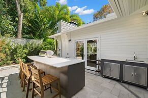 Hyde Park Hydeaway Stunning Home w Heated Pool