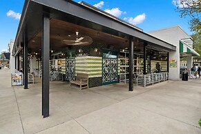 Hyde Park Hydeaway Stunning Home w Heated Pool