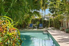 Hyde Park Hydeaway Stunning Home w Heated Pool