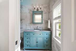 Sky Suites Retreat by Brightwild 2 Stunning Condos