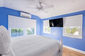 Keys Please by Brightwild Pool Steps to Duval