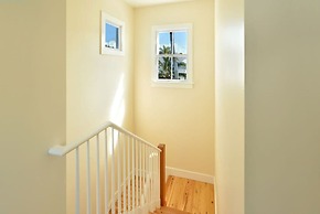 Keys Please by Brightwild Pool Steps to Duval