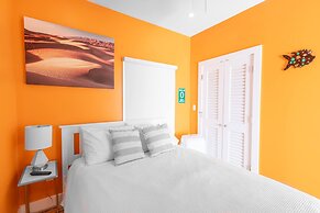 Keys Please by Brightwild Pool Steps to Duval