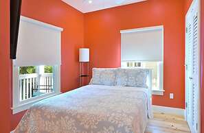 Keys Please by Brightwild Pool Steps to Duval