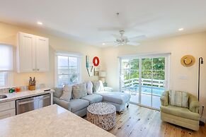 Keys Please by Brightwild Pool Steps to Duval