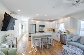 Keys Please by Brightwild Pool Steps to Duval