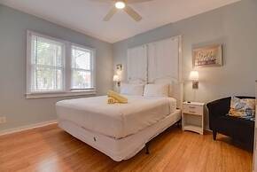 Poolside Suite by Brightwild Pvt Pool Parking