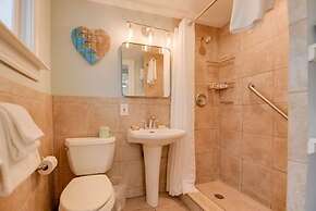 Poolside Suite by Brightwild Pvt Pool Parking