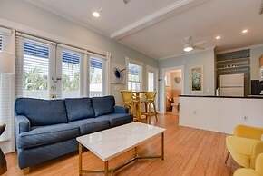 Poolside Suite by Brightwild Pvt Pool Parking