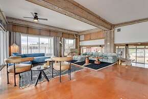 Kamp by Brightwild Rooftop Penthouse On Duval