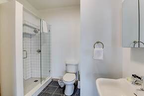 Kamp by Brightwild Rooftop Penthouse On Duval