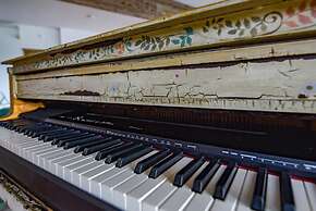 Kamp by Brightwild Rooftop Penthouse On Duval