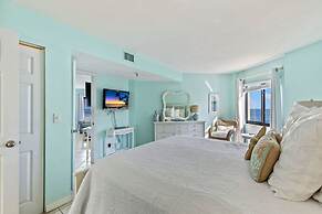 Oceanfront Penthouse Pool Hot Tub Beach Access