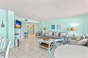 Oceanfront Penthouse Pool Hot Tub Beach Access