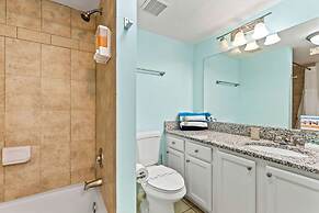 Oceanfront Penthouse Pool Hot Tub Beach Access