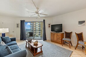 Ocean View Suite w Pool Hot Tub Beach Access