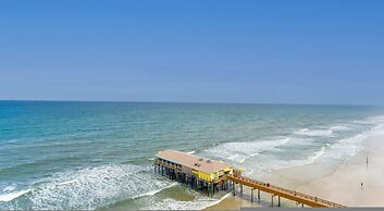 Oceanfront Apt at Sunglow Resort Seaside Suite