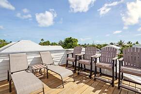 Southernmost View by Brightwild Pool H20 Views