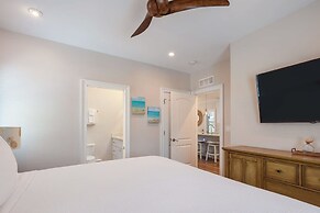 Southernmost View by Brightwild Pool H20 Views