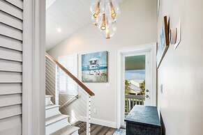 Southernmost View by Brightwild Pool H20 Views