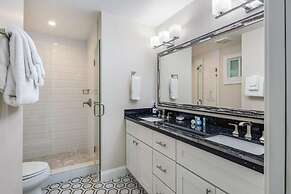 Southernmost View by Brightwild Pool H20 Views