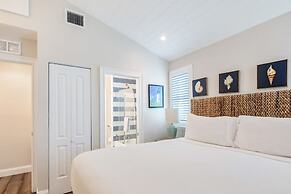 Southernmost View by Brightwild Pool H20 Views