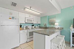 Updated Ocean Front Condo Aquamarine Suite 201