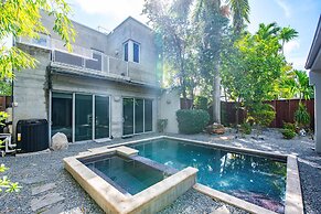 Contra House by Brightwild Luxury Home w Pool