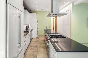 Contra House by Brightwild Luxury Home w Pool