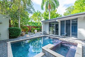 Contra House by Brightwild Luxury Home w Pool