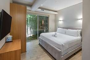 Contra House by Brightwild Luxury Home w Pool