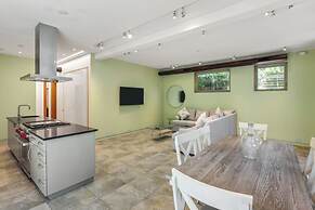 Contra House by Brightwild Luxury Home w Pool