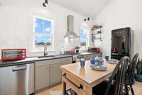 Casa Romeo Gorgeous Ybor Apt Steps to 7th Ave