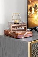 Romeo Julieta 2 Epic Studios Steps to 7th Ave