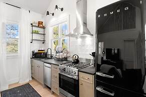 Romeo Julieta 2 Epic Studios Steps to 7th Ave