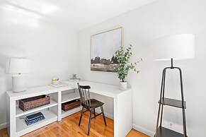 The Adaline 2 Beautiful Hyde Park 1BR Suite