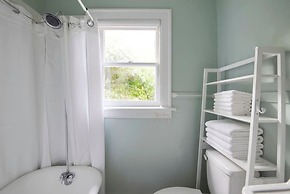 Soho Escape by Brightwild Gorgeous Apt in Soho