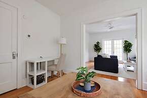 Soho Escape by Brightwild Gorgeous Apt in Soho