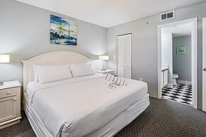 The Grenada Suite Pool View Private Balcony