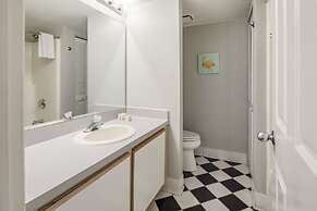 The Grenada Suite Pool View Private Balcony