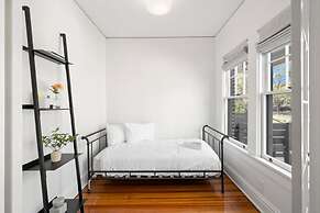 The Adaline 1 Luxury Hyde Park Apt Near Bayshore