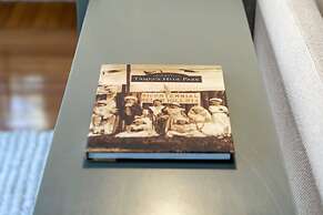 The Adaline 1 Luxury Hyde Park Apt Near Bayshore