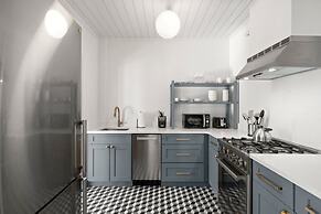 The Adaline 6 Gorgeous Hyde Park Apartment