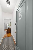 The Adaline 5 by Brightwild Classy Hyde Park Apt
