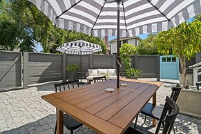 The Adaline 5 by Brightwild Classy Hyde Park Apt