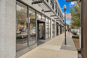 The Adaline 5 by Brightwild Classy Hyde Park Apt