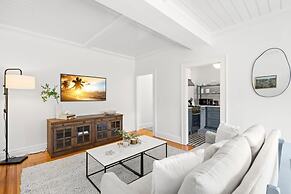 The Adaline 5 by Brightwild Classy Hyde Park Apt