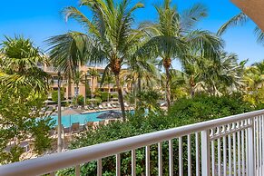 Resort View 1BR Suite With Direct Pool Access