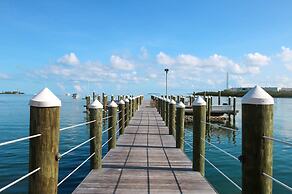 Resort View 1BR Suite With Direct Pool Access